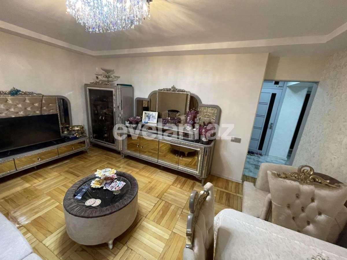 Satılır, köhnə tikili, 2 otaqlı, 49.99 m², Bakı, Yasamal r, Elmlər Akademiyası m.