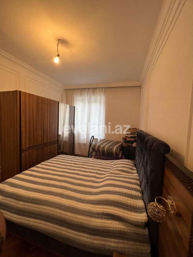 Satılır, köhnə tikili, 3 otaqlı, 80 m², Bakı, Yasamal r, Nizami m.