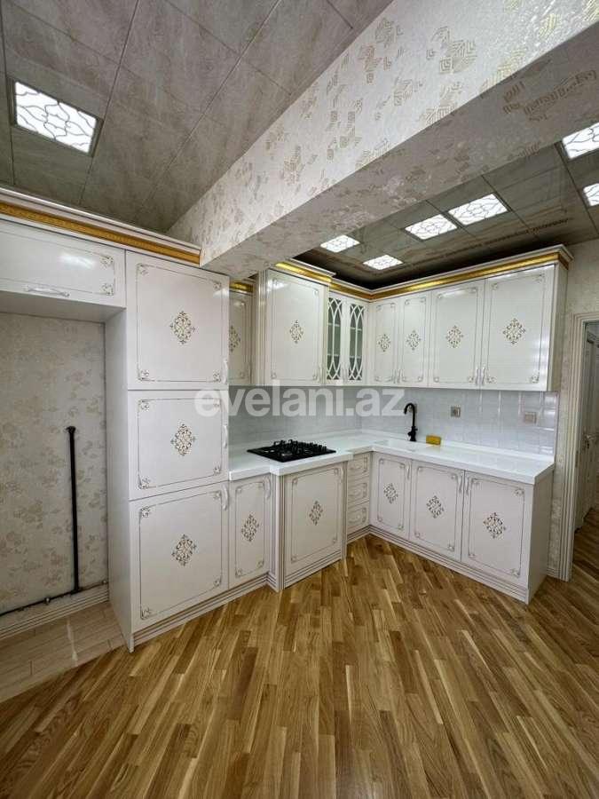 Satılır, köhnə tikili, 4 otaqlı, 110 m², Bakı, Sabunçu r, Bakıxanov q.