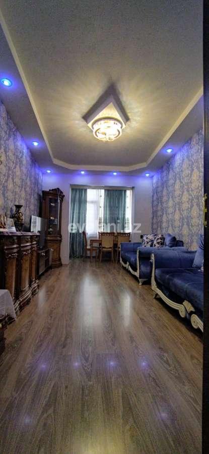 Satılır, köhnə tikili, 4 otaqlı, 100 m², Bakı, Sabunçu r, Bakıxanov q.