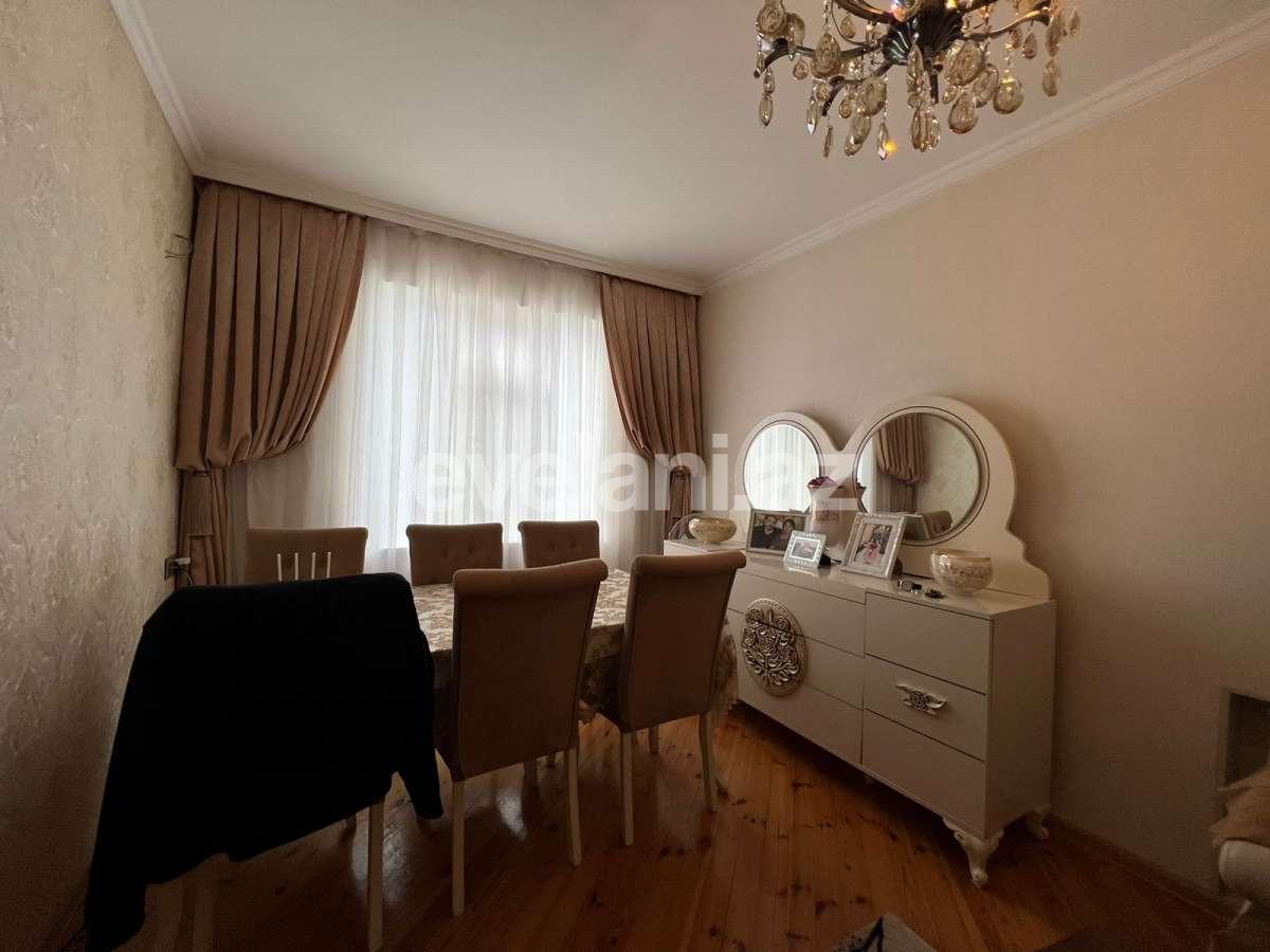 Sale, old building, 3 room, 70 m², Baku, Surakhani r, Yeni Guneshli d, Khalglar Doslugu m.