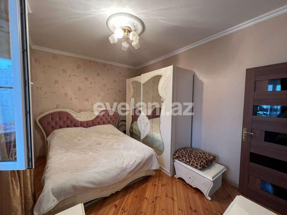 Sale, old building, 3 room, 70 m², Baku, Surakhani r, Yeni Guneshli d, Khalglar Doslugu m.