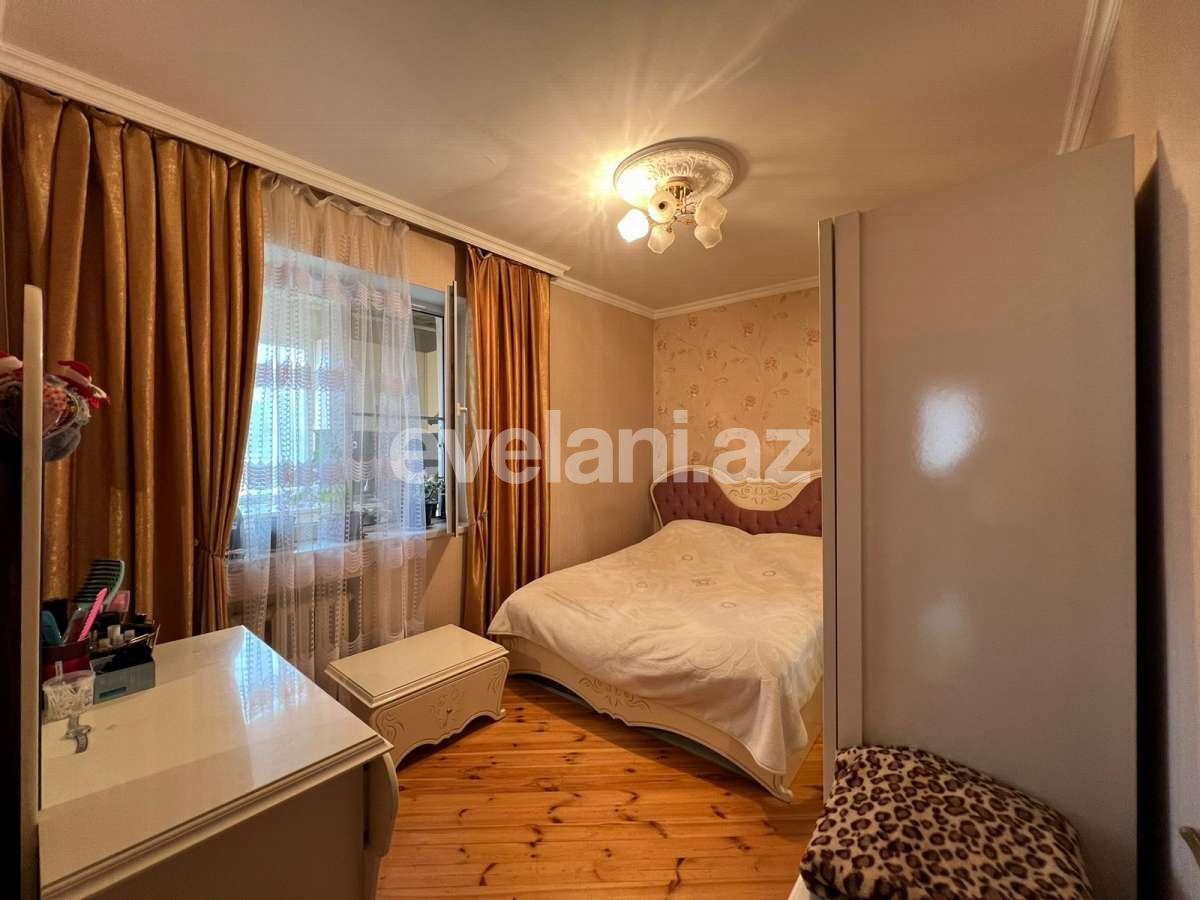 Sale, old building, 3 room, 70 m², Baku, Surakhani r, Yeni Guneshli d, Khalglar Doslugu m.