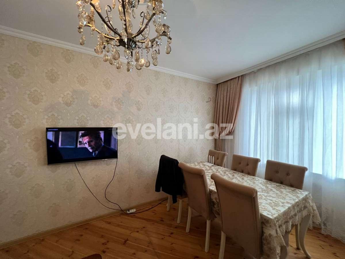 Sale, old building, 3 room, 70 m², Baku, Surakhani r, Yeni Guneshli d, Khalglar Doslugu m.