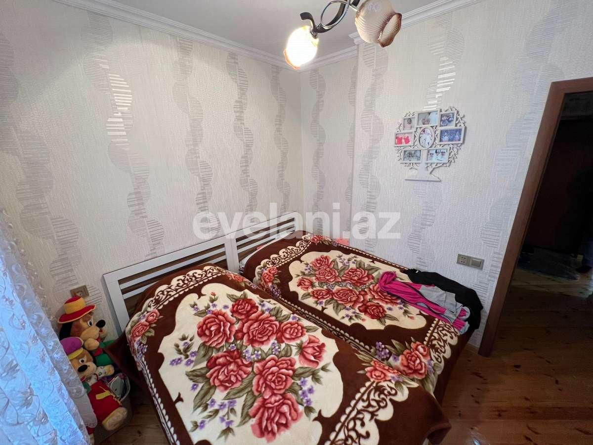 Sale, old building, 3 room, 70 m², Baku, Surakhani r, Yeni Guneshli d, Khalglar Doslugu m.