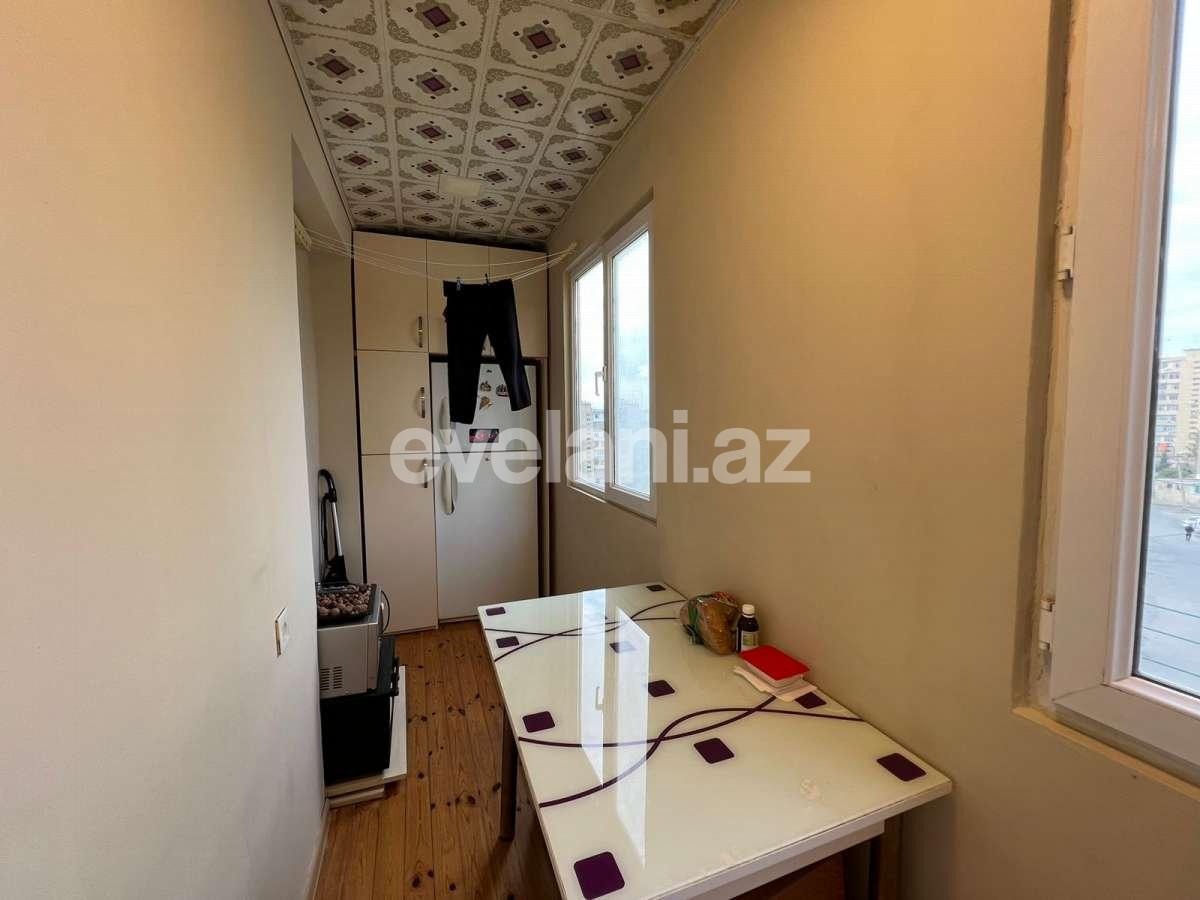 Sale, old building, 3 room, 70 m², Baku, Surakhani r, Yeni Guneshli d, Khalglar Doslugu m.