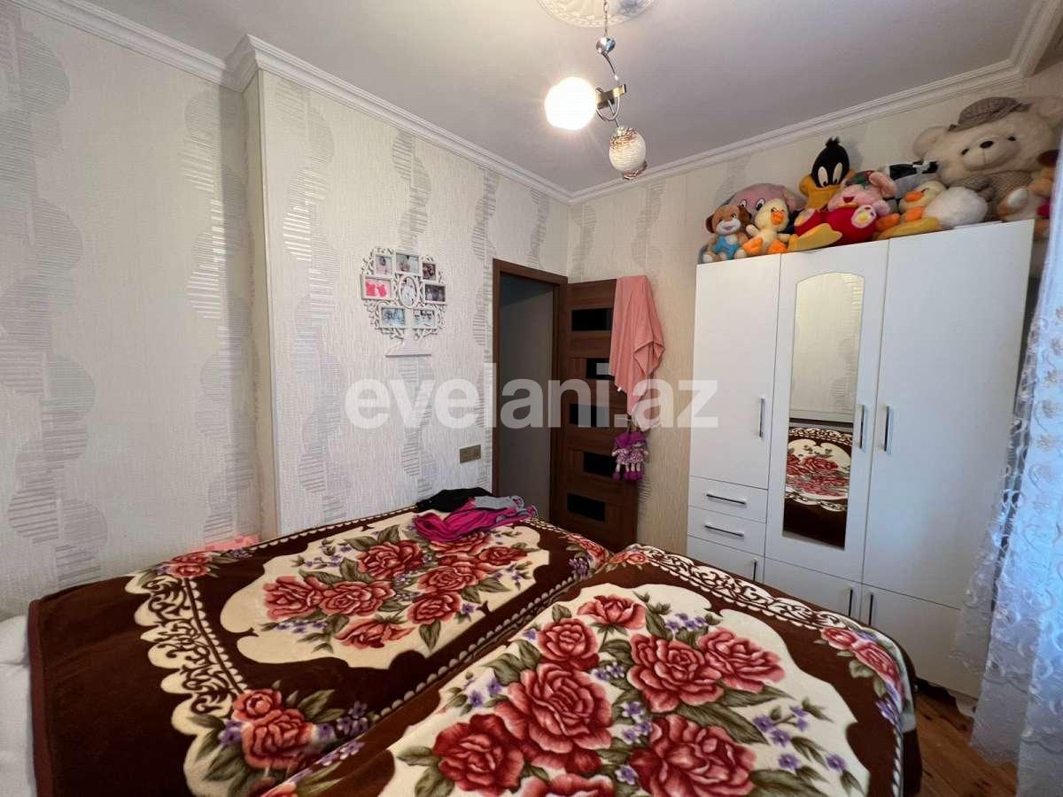 Sale, old building, 3 room, 70 m², Baku, Surakhani r, Yeni Guneshli d, Khalglar Doslugu m.