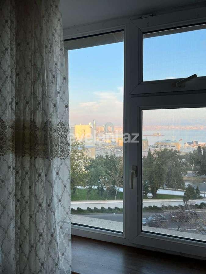 Сдаётся, вторичка, 2-комнаты, 51 m², Баку, Сабаильский r, Ичери Шехер m.