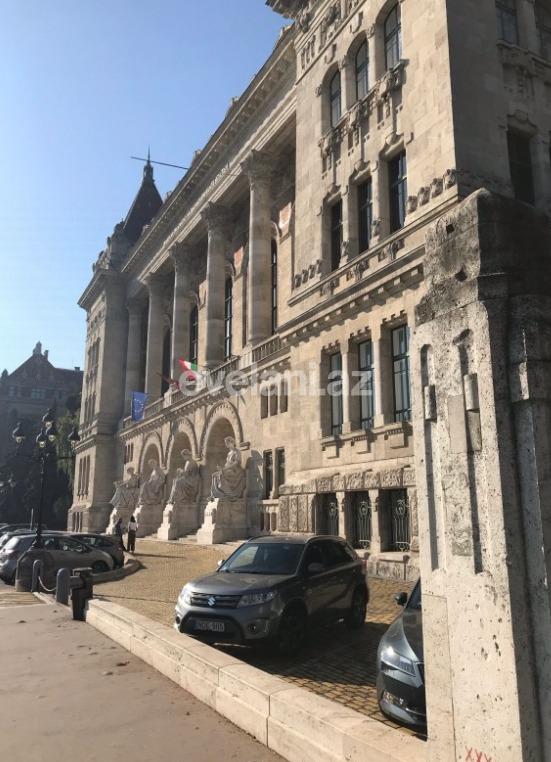 Сдаётся, вторичка, 3-комнаты, 90 m², Баку, Сабаильский r, Автовокзал m.