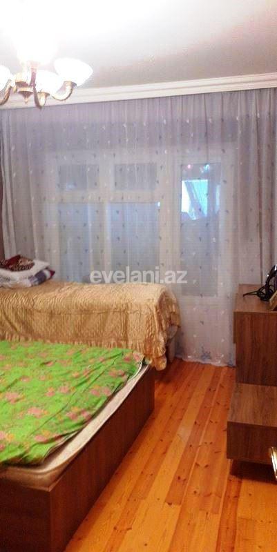 Sale, old building, 3 room, 75 m², Baku, Binagadi r, 8-th microdistrict d, Ganjlik m.