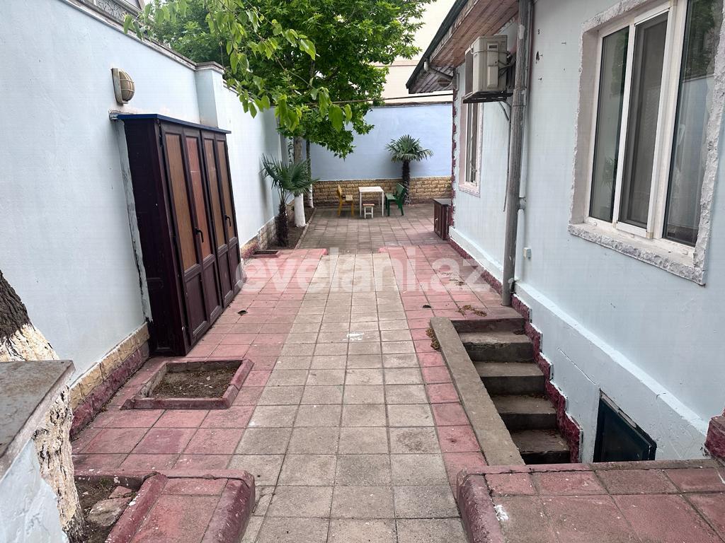 Satılır, həyət evi / bağ, 5 otaqlı, 109.98 m², Bakı, Səbail r, Badamdar q.