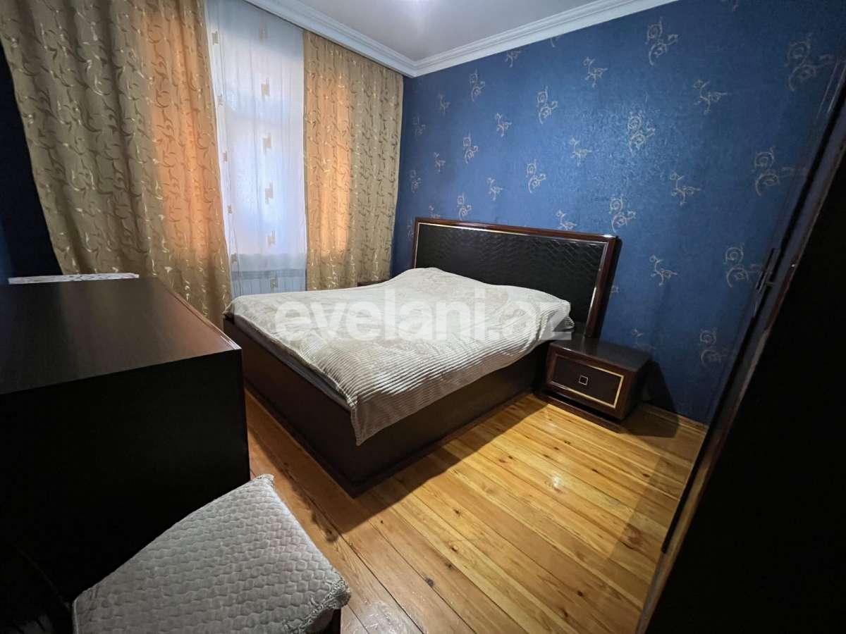 Sale, old building, 4 room, 70 m², Baku, Surakhani r, Gharachukhur d, Neftchilar m.