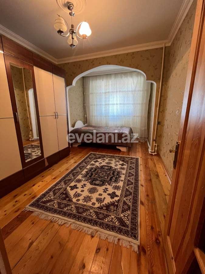 Sale, old building, 4 room, 70 m², Baku, Surakhani r, Gharachukhur d, Neftchilar m.