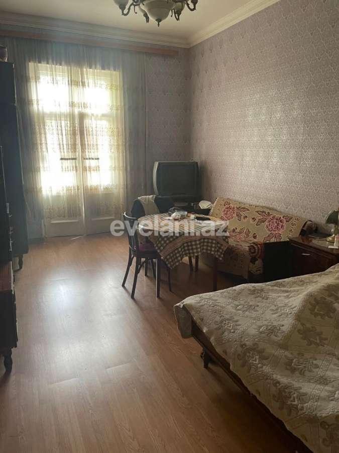 Satılır, köhnə tikili, 3 otaqlı, 75 m², Bakı, Yasamal r.