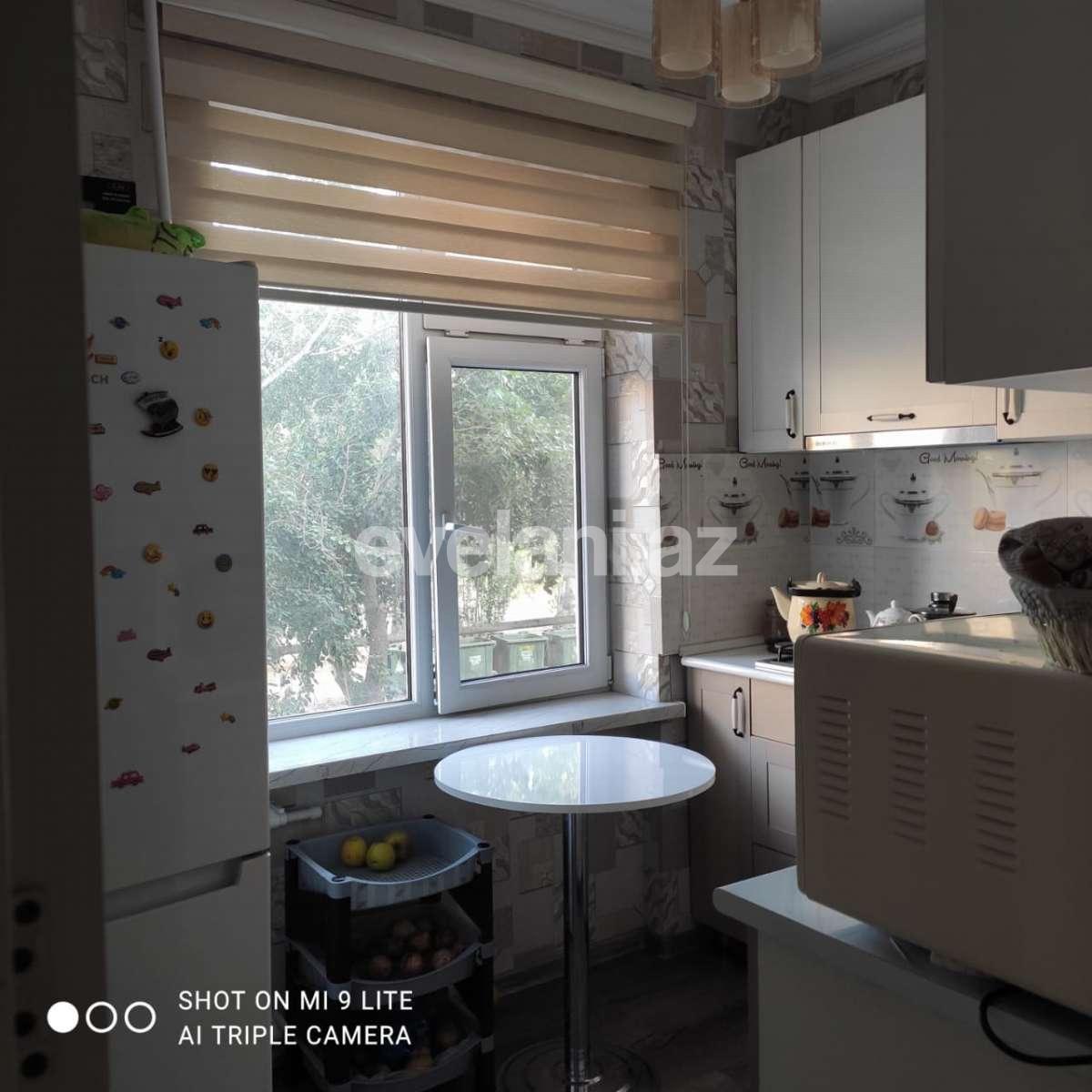 Satılır, köhnə tikili, 2 otaqlı, 50 m², Bakı, Sabunçu r, Bakıxanov q.