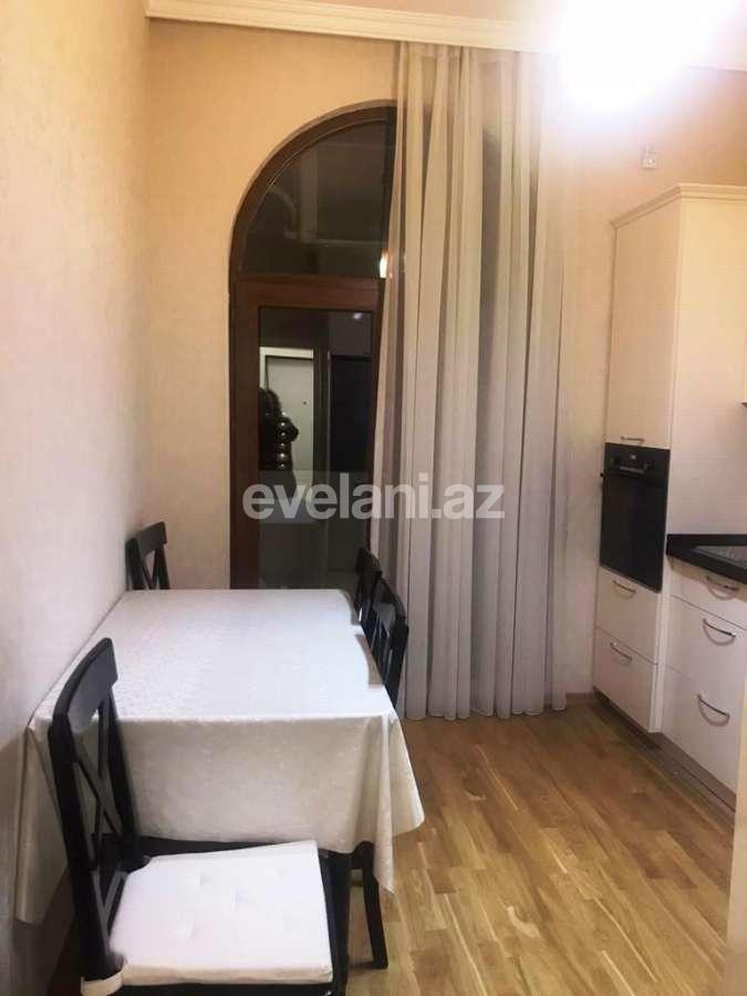 Satılır, yeni tikili, 2 otaqlı, 67 m², Bakı, Nizami r, Qara Qarayev m.