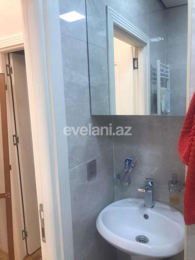 Satılır, yeni tikili, 2 otaqlı, 67 m², Bakı, Nizami r, Qara Qarayev m.