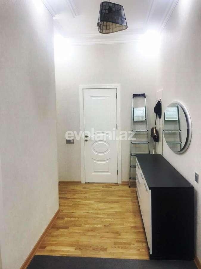 Satılır, yeni tikili, 2 otaqlı, 67 m², Bakı, Nizami r, Qara Qarayev m.
