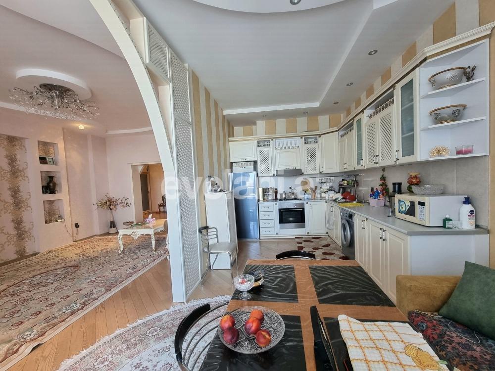 Satılır, yeni tikili, 3 otaqlı, 130 m², Bakı, Nərimanov r, Nəriman Nərimanov m.