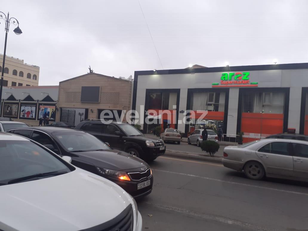 Kirayə verilir, yeni tikili, 3 otaqlı, 120 m², Bakı, Nərimanov r.