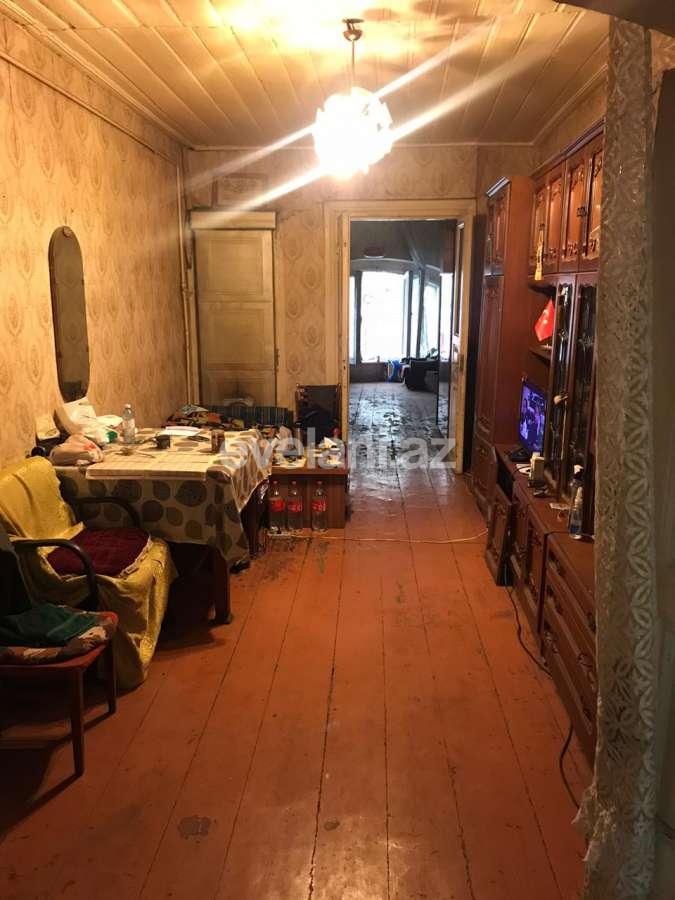 Satılır, köhnə tikili, 3 otaqlı, 90 m², Bakı, Səbail r, İçəri Şəhər m.