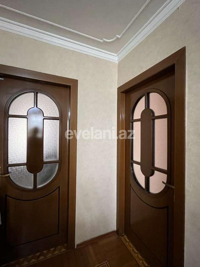 Satılır, köhnə tikili, 2 otaqlı, 50 m², Bakı, Nizami r, 8-ci kilometr q, Xalqlar Dostluğu m.