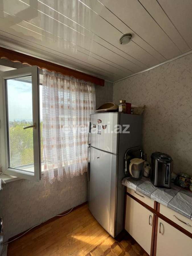 Satılır, köhnə tikili, 2 otaqlı, 50 m², Bakı, Nizami r, 8-ci kilometr q, Xalqlar Dostluğu m.