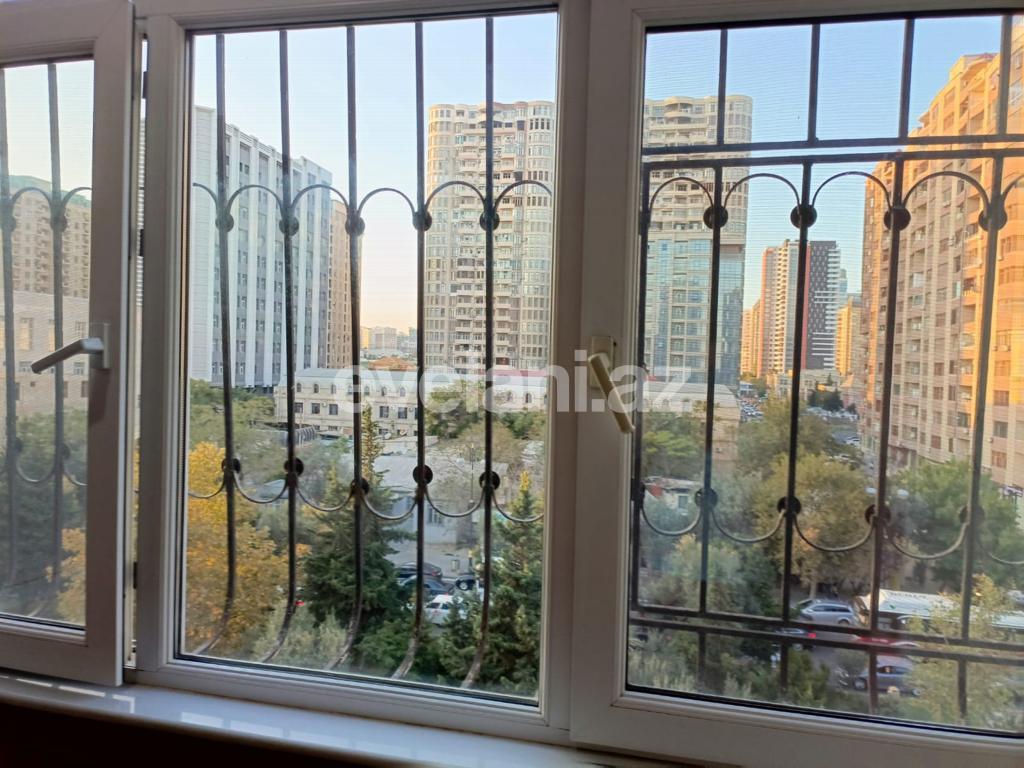 Kirayə verilir, köhnə tikili, 2 otaqlı, 60 m², Bakı, Xətai r, Şah İsmayıl Xətai m.