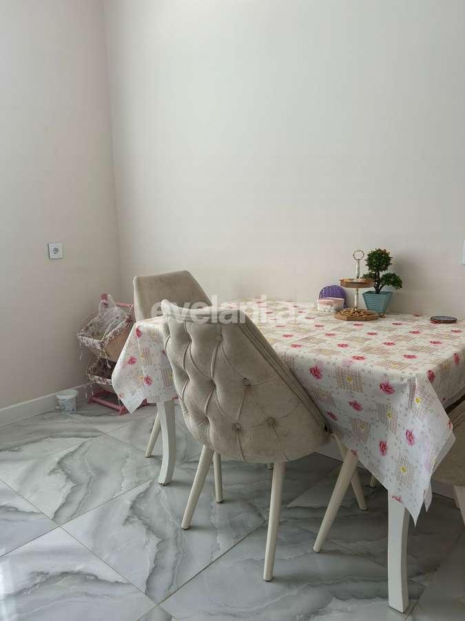 Satılır, köhnə tikili, 2 otaqlı, 62 m², Bakı, Nərimanov r, Nəriman Nərimanov m.