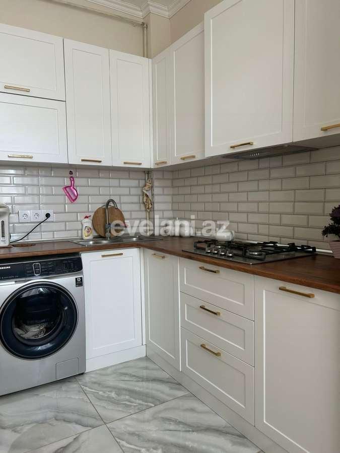 Satılır, köhnə tikili, 2 otaqlı, 62 m², Bakı, Nərimanov r, Nəriman Nərimanov m.