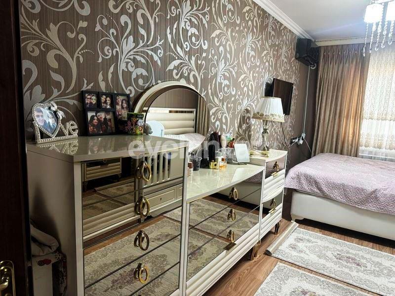 Sale, old building, 3 room, 49.99 m², Baku, Nizami r, 8-th kilometer d, Khalglar Doslugu m.