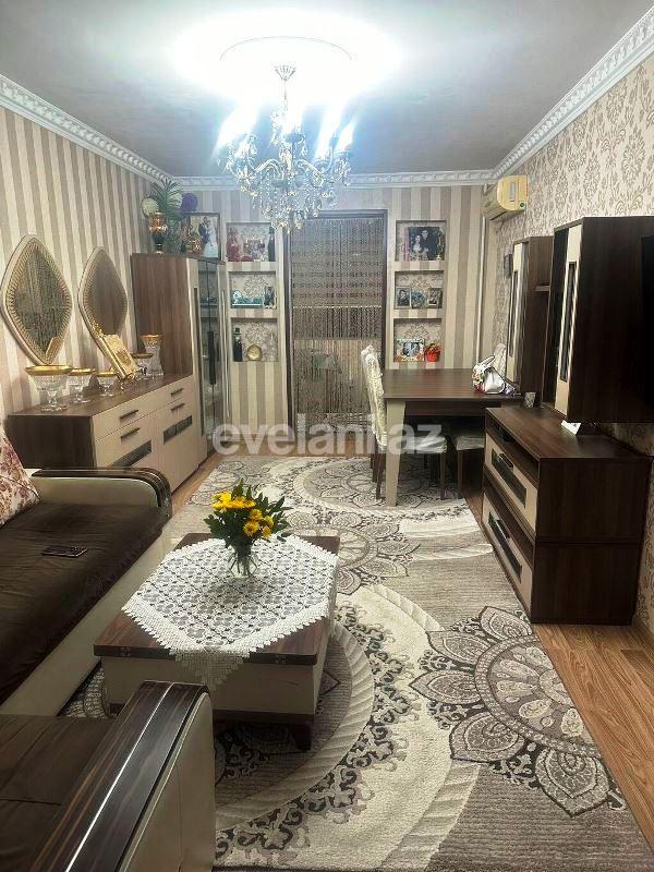 Sale, old building, 3 room, 49.99 m², Baku, Nizami r, 8-th kilometer d, Khalglar Doslugu m.