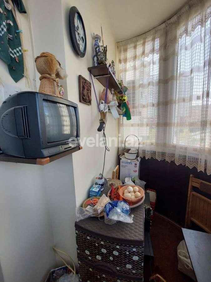 Продаётся, новостройка, 2-комнаты, 70 m², Баку, Ясамальский r, Элмляр Академиясы m.
