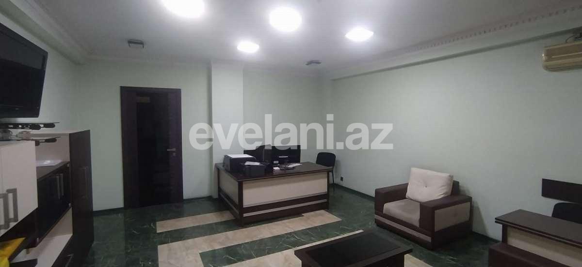 Satılır, obyekt, 44 m², Bakı, Binəqədi r, Azadlıq prospekti m.