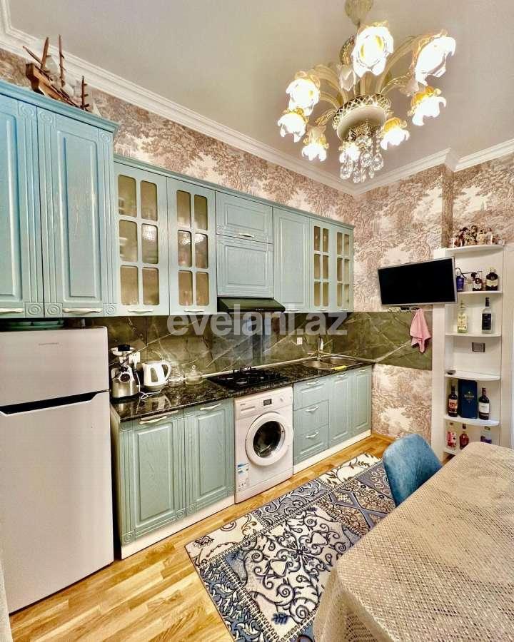 Satılır, yeni tikili, 2 otaqlı, 67 m², Bakı, Nizami r, Qara Qarayev m.