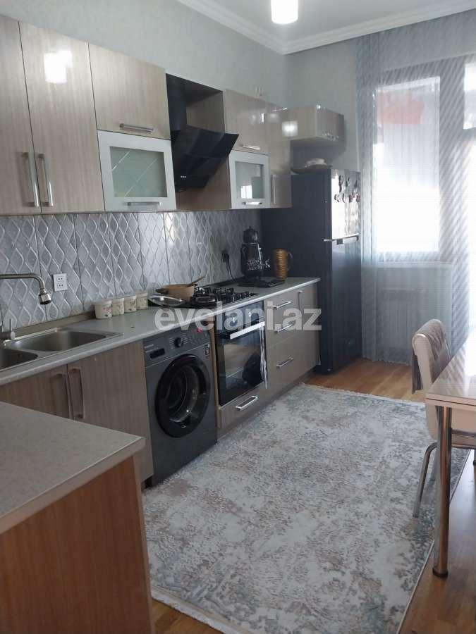Kirayə verilir, yeni tikili, 2 otaqlı, 70 m², Bakı, Nizami r, Qara Qarayev m.
