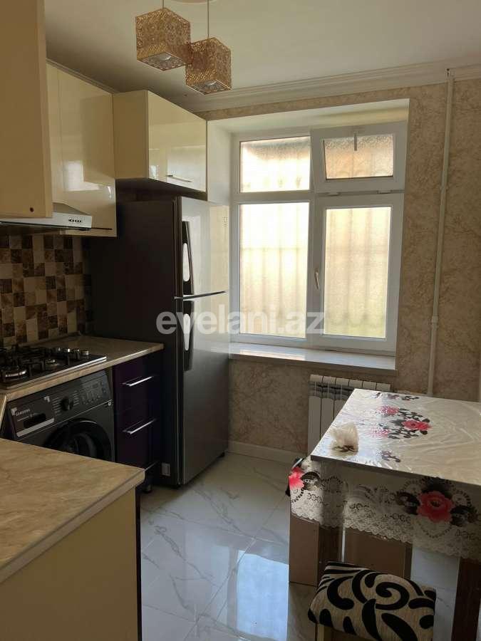 Kirayə verilir, köhnə tikili, 3 otaqlı, 80 m², Bakı, Nizami r, Qara Qarayev m.