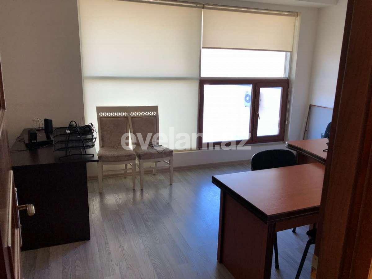 Kirayə verilir, ofis, 3 otaqlı, 125 m², Bakı, Binəqədi r, Xutor q, Memar Əcəmi m.