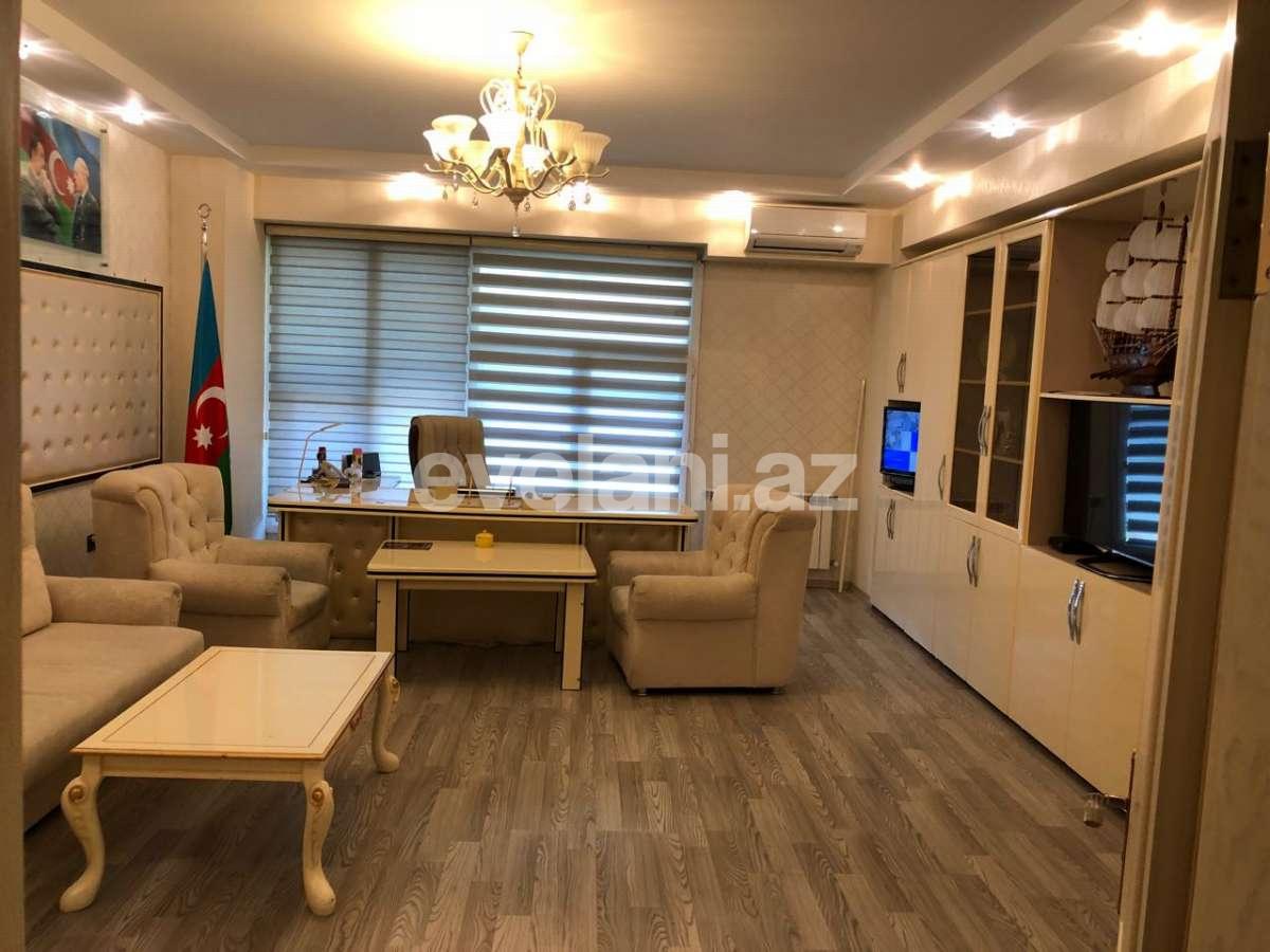 Kirayə verilir, ofis, 3 otaqlı, 125 m², Bakı, Binəqədi r, Xutor q, Memar Əcəmi m.
