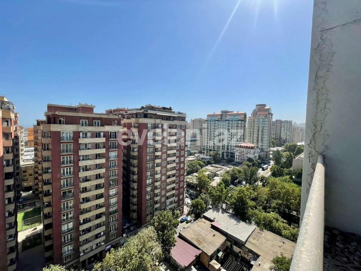 Satılır, yeni tikili, 4 otaqlı, 217 m², Bakı, Nəsimi r, 28 may m.