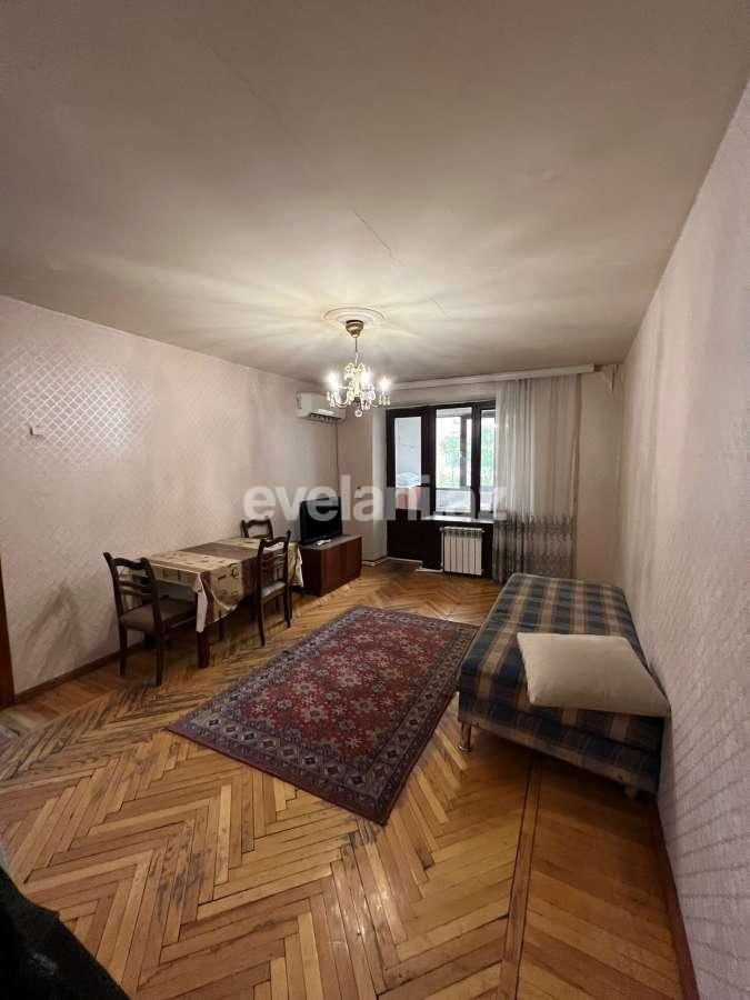 Sale, old building, 230 room, 30 m², Baku, Yasamal r.