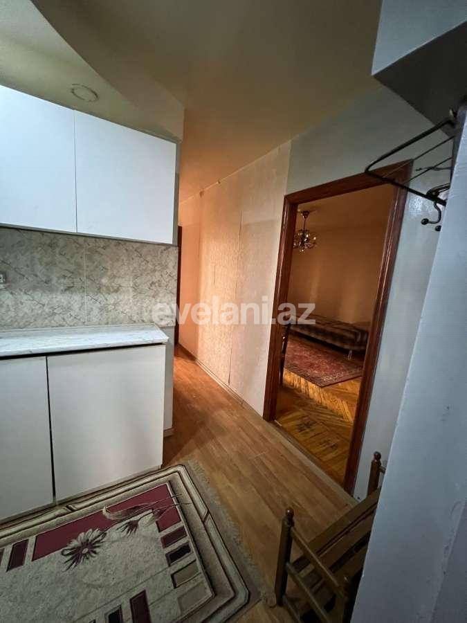 Sale, old building, 230 room, 30 m², Baku, Yasamal r.