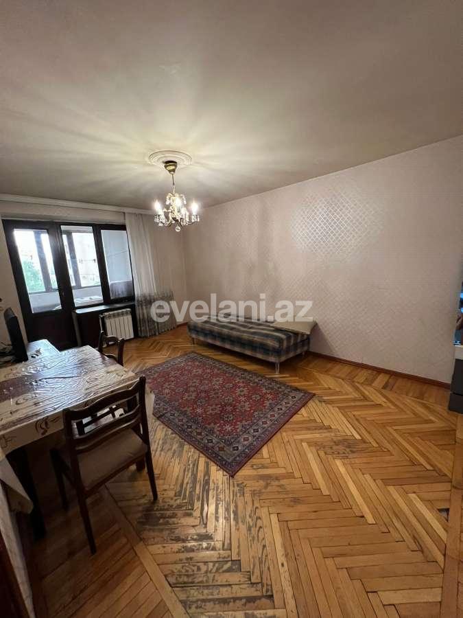 Sale, old building, 230 room, 30 m², Baku, Yasamal r.