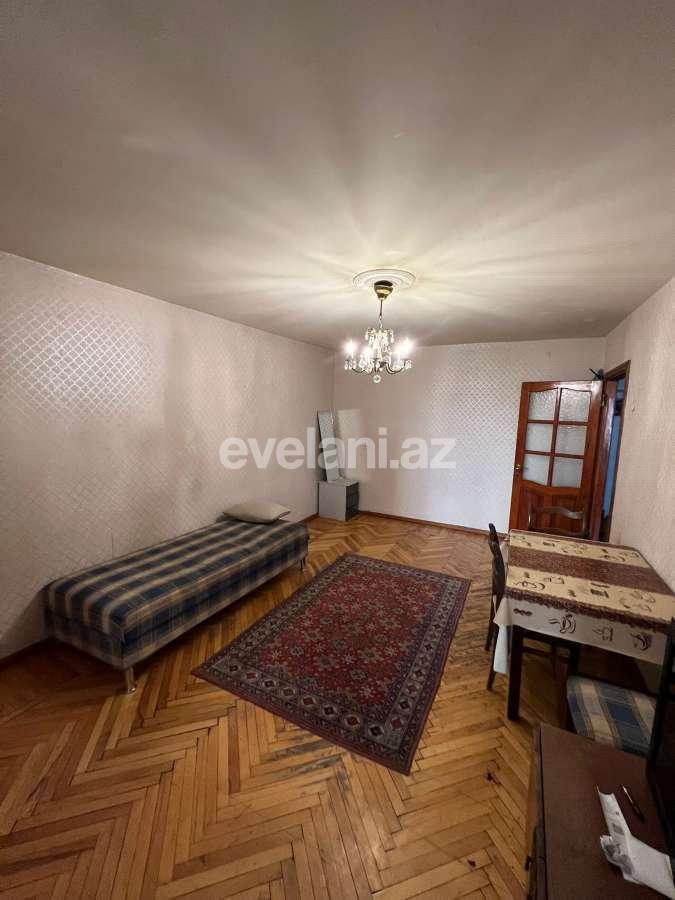 Sale, old building, 230 room, 30 m², Baku, Yasamal r.
