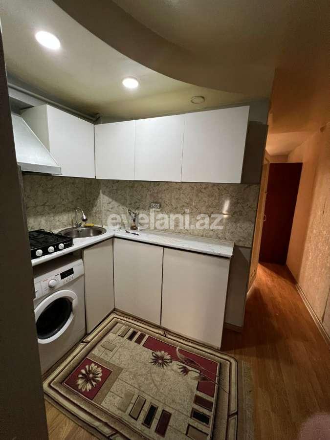 Sale, old building, 230 room, 30 m², Baku, Yasamal r.