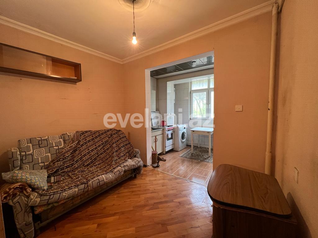 Satılır, köhnə tikili, 2 otaqlı, 50 m², Bakı, Xətai r, Həzi Aslanov q, Həzi Aslanov m.