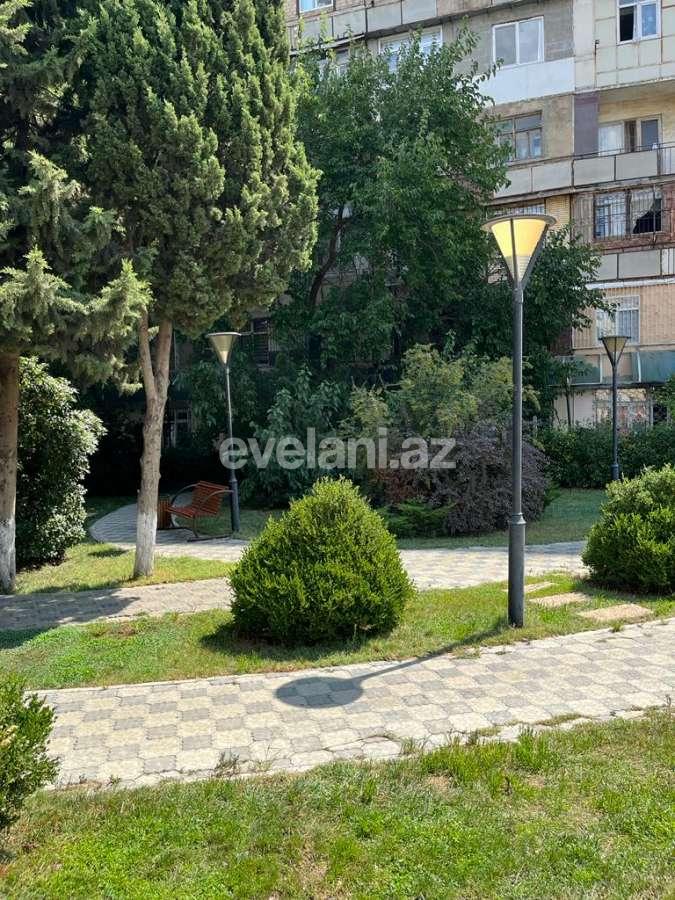 Satılır, köhnə tikili, 3 otaqlı, 90 m², Bakı, Binəqədi r, 9-cu mikrorayon q, Memar Əcəmi m.