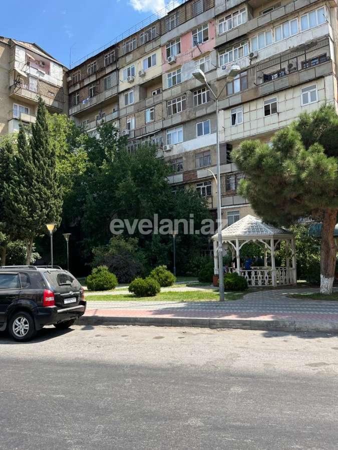 Satılır, köhnə tikili, 3 otaqlı, 90 m², Bakı, Binəqədi r, 9-cu mikrorayon q, Memar Əcəmi m.