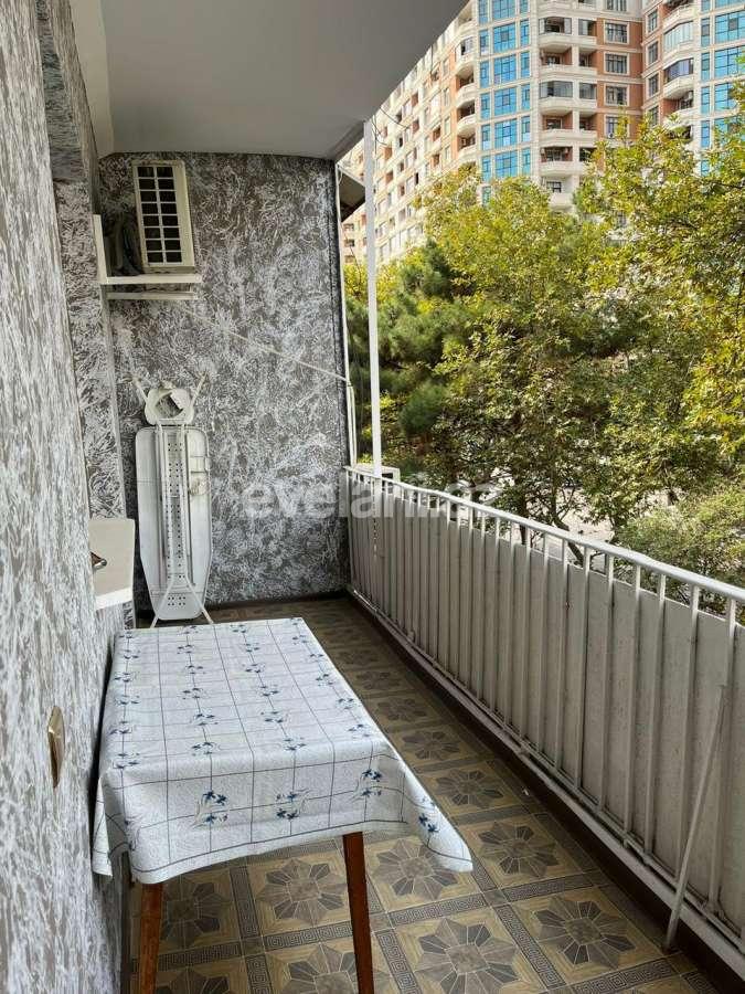 Сдаётся, вторичка, 3-комнаты, 46 m², Баку, Наримановский r, Нариман Нариманов m.