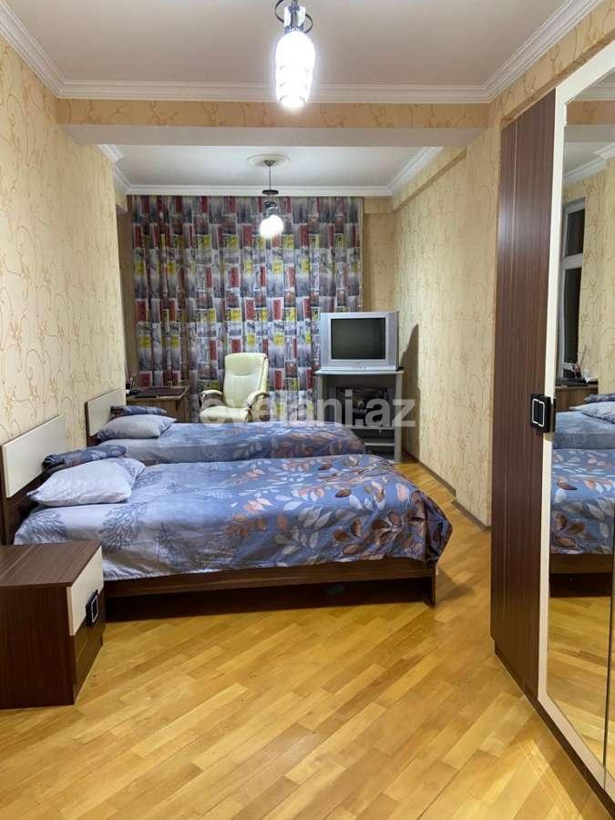 Rent, new building, 3 room, 150 m², Baku, Nasimi r.